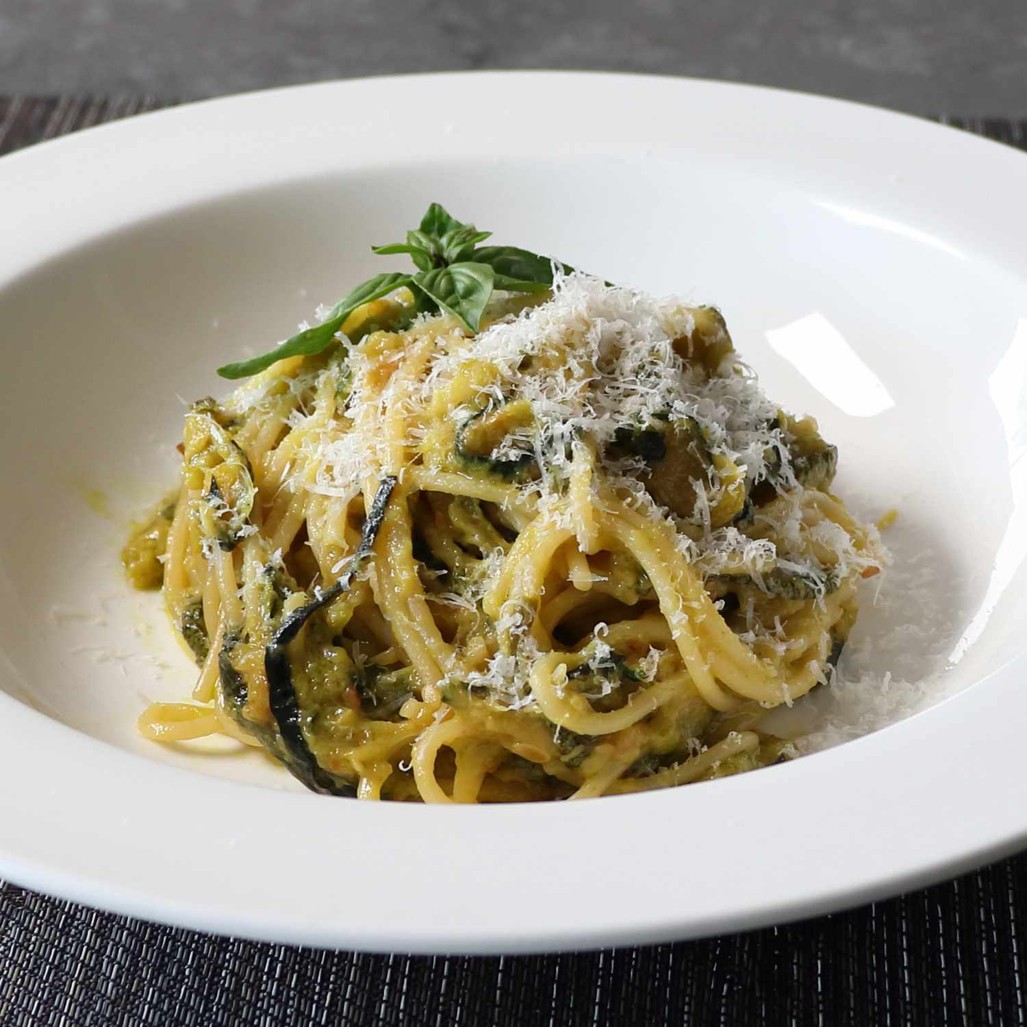 Đó là Zucchini Spaghetti Stanley Tucci yêu (Spaghetti alla nerano)