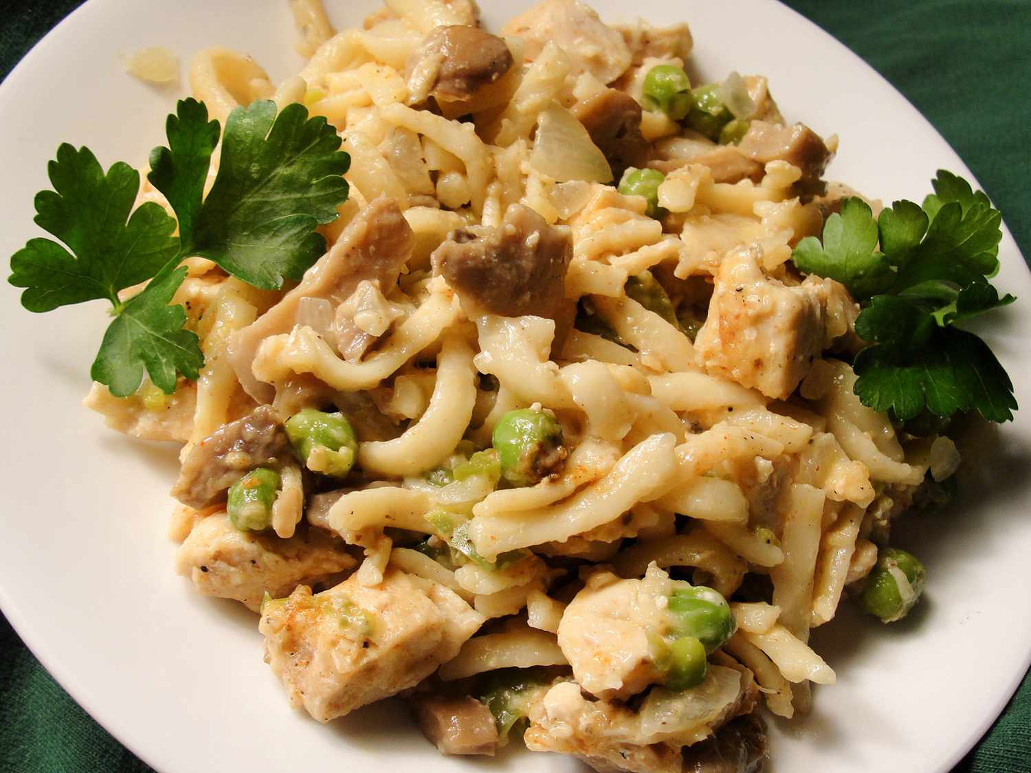 Gà hoặc gà tây tetrazzini Deluxe