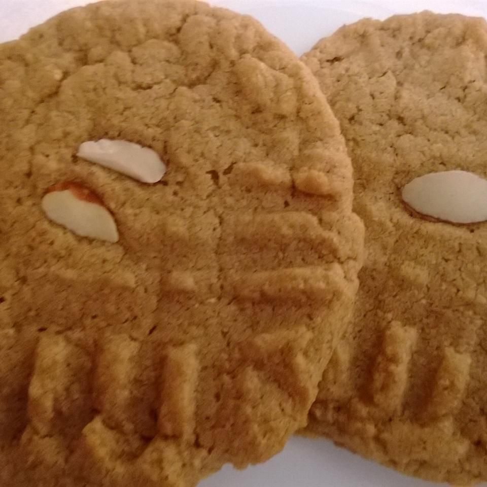 Cookie bơ hạnh nhân nhai