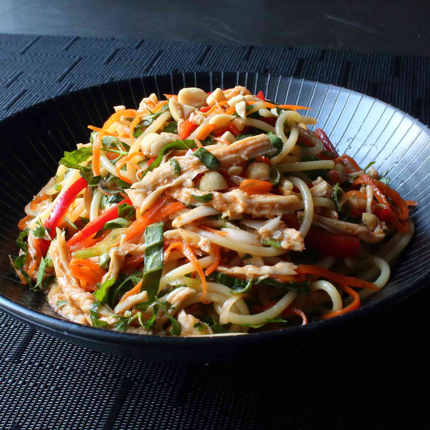 Salad mì gà