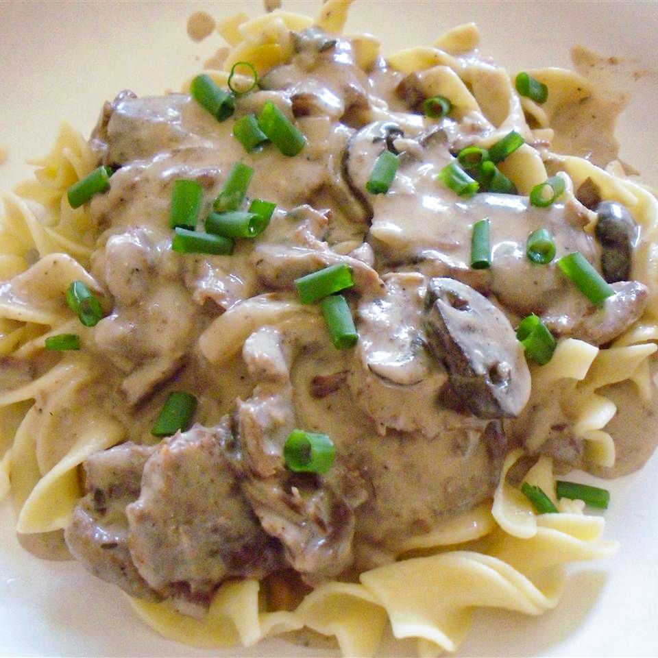 Darias Slow Cooker Beef Stroganoff