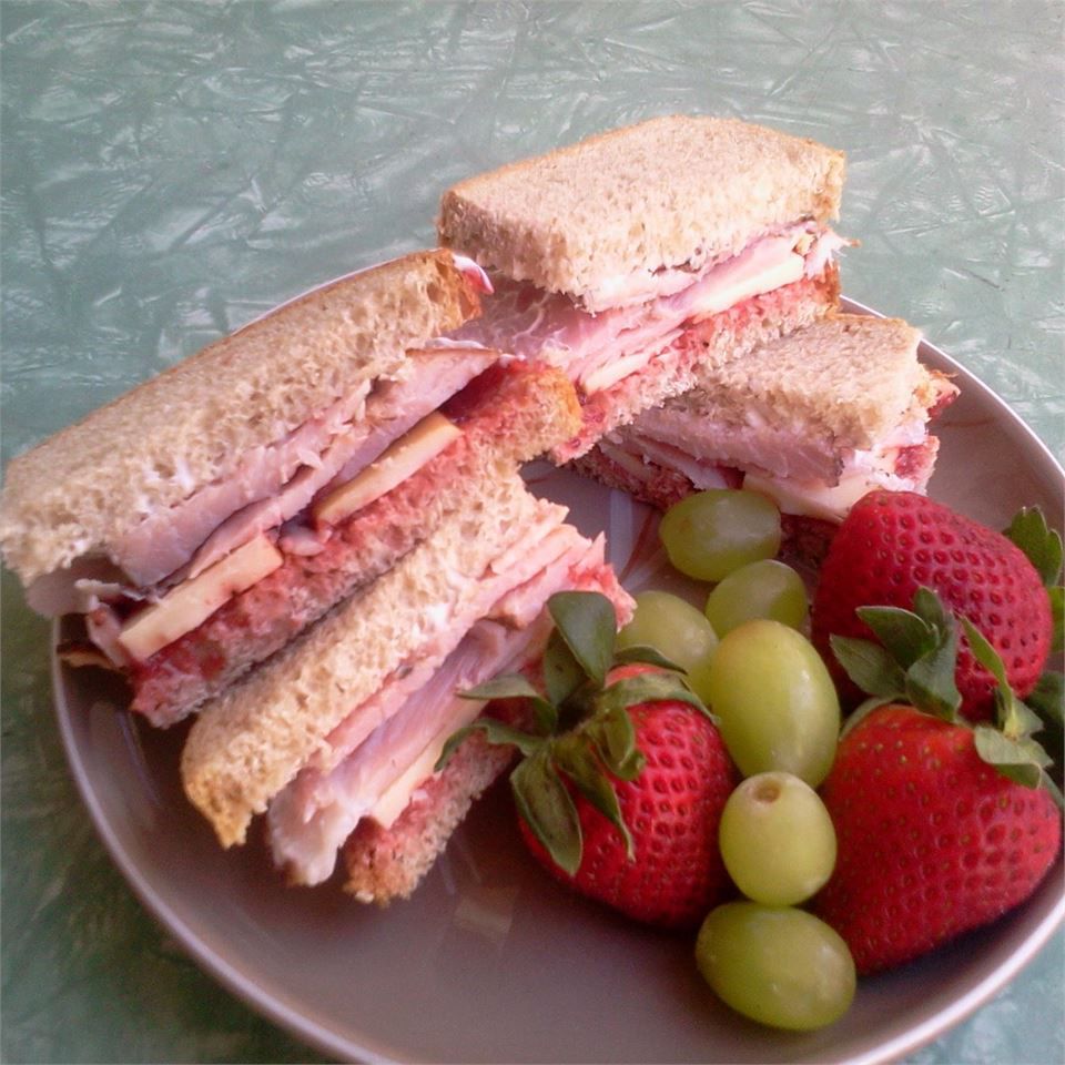 Ham nhỏ, Thụy Sĩ, Rye Sandwiches với Cranberry Onion thưởng thức