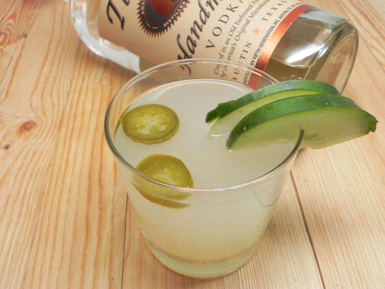 Cocktail jalapeo và dưa chuột