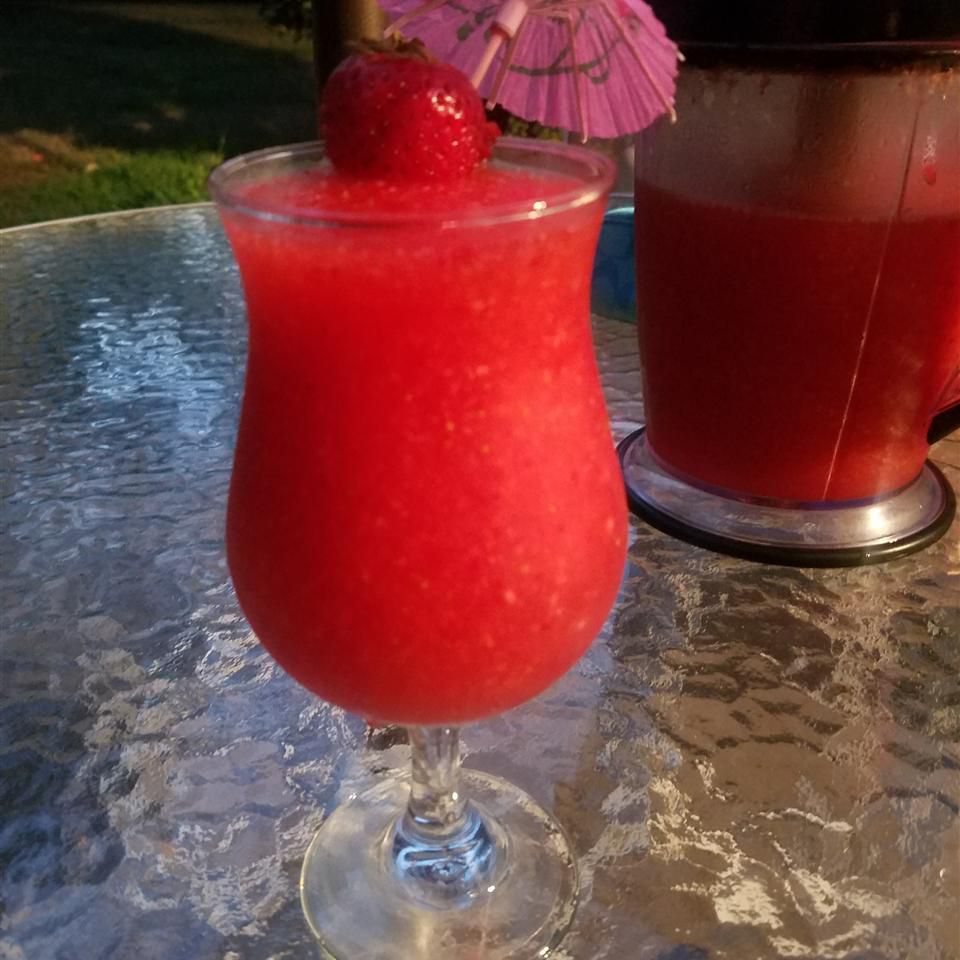 Daiquiri dâu pha trộn