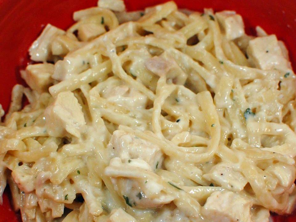 Gà kem Alfredo