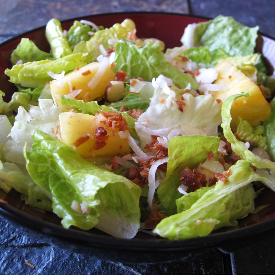 Salad nhiệt đới với dứa vinaigrette