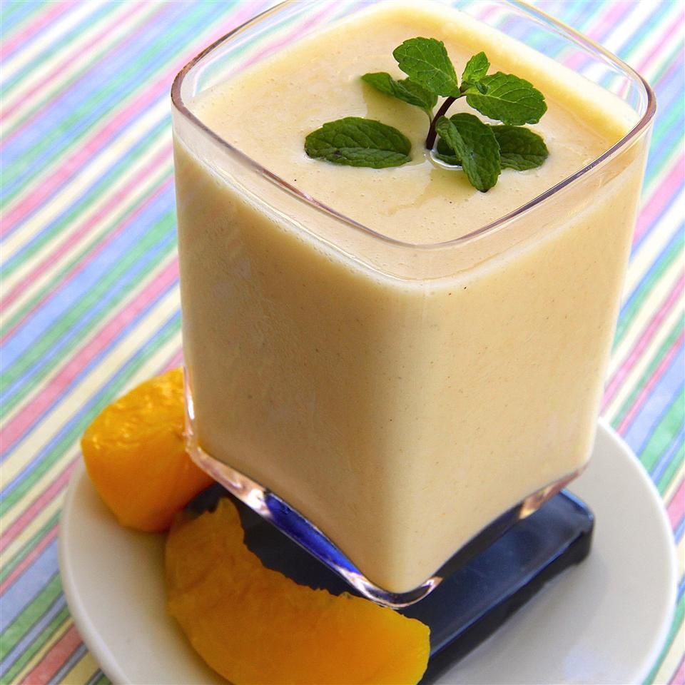 Peach Banana Smoothie