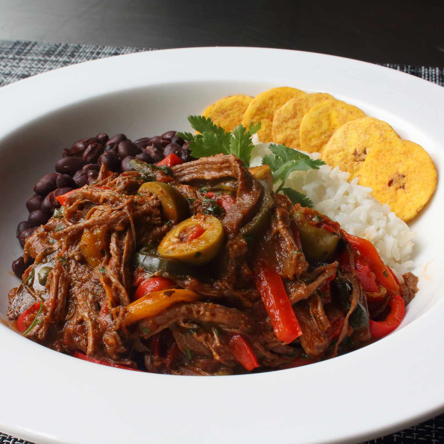 ROPA Vieja (Thịt bò Cuba)