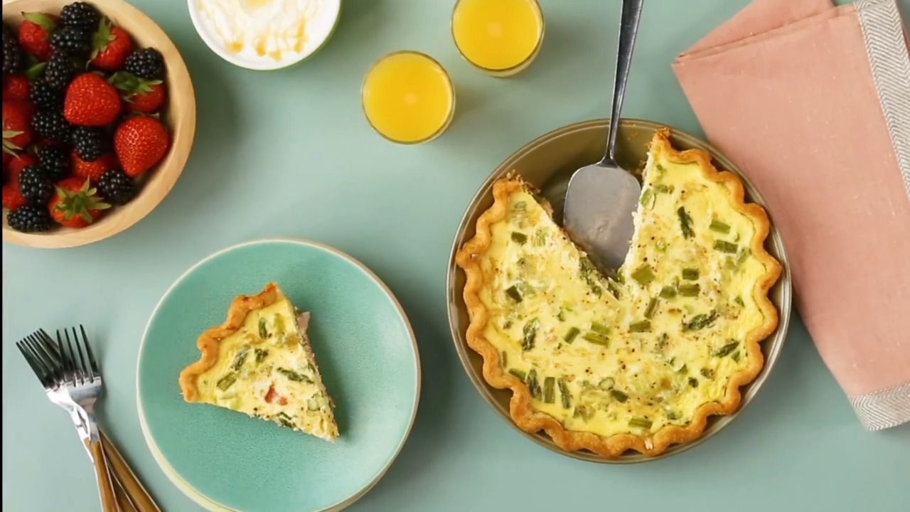 Măng tây quiche