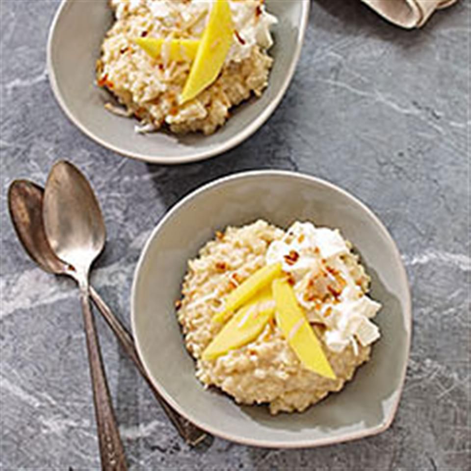 Bánh pudding quinoa nhiệt đới