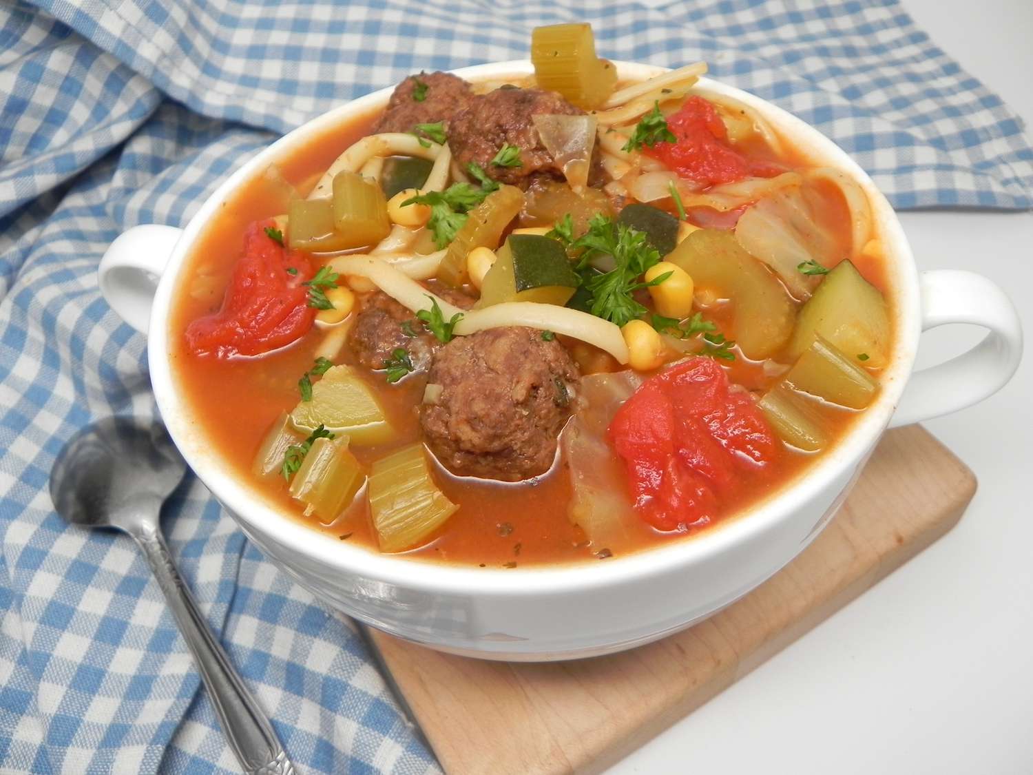 Súp minestrone thịt viên