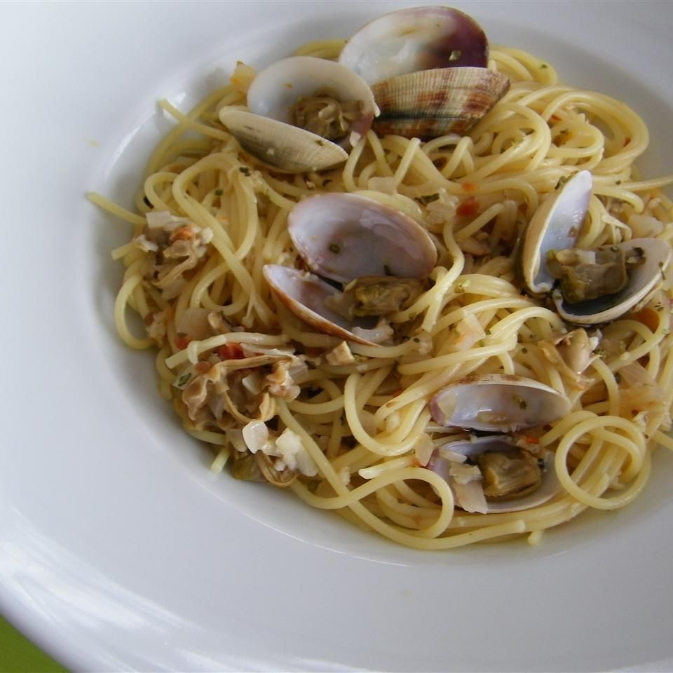 Spaghetti và nghêu