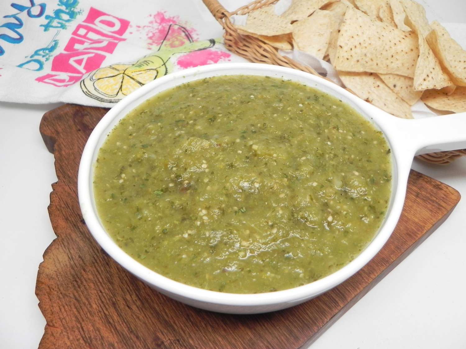 Ba chile khô Tomatillo salsa khô