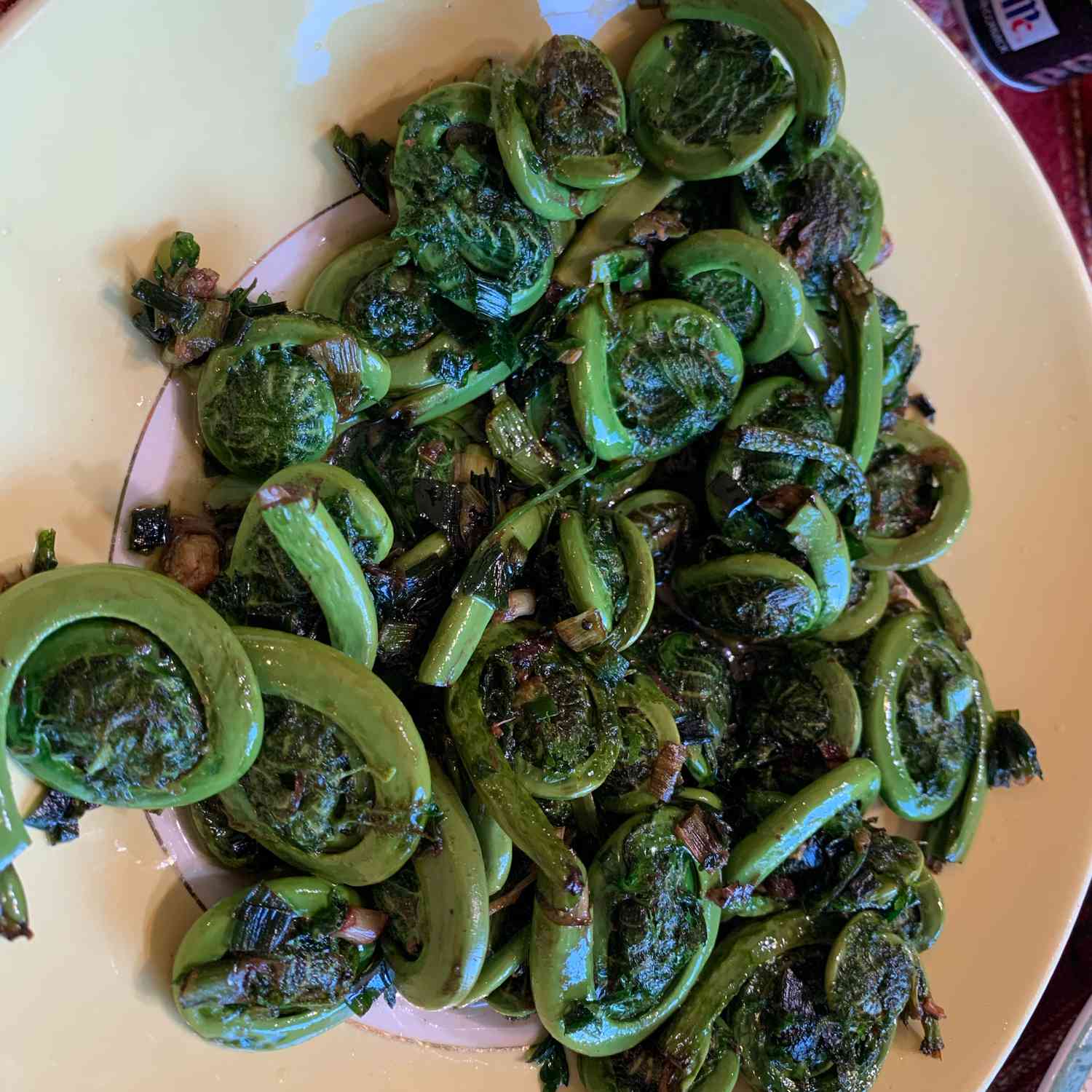 Fiddleheads xào