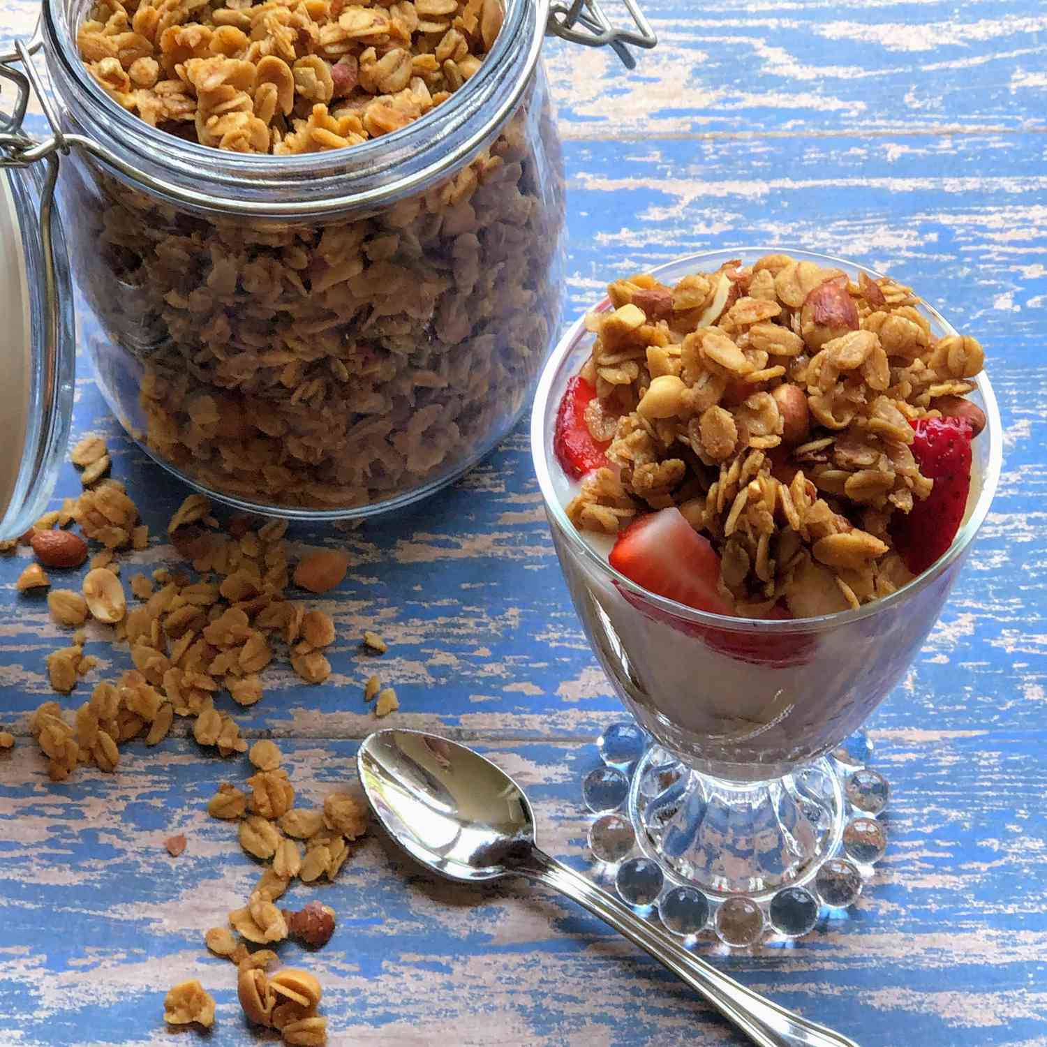 Granola đậu phộng mật ong