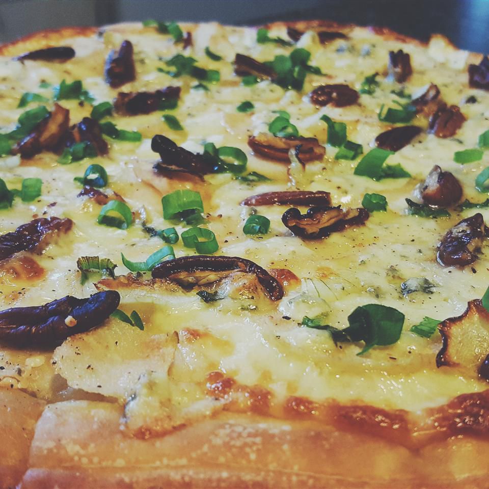 Pear và Gorgonzola Cheese Pizza