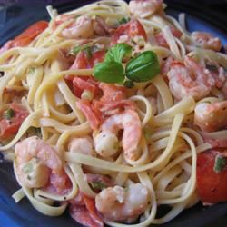 Tôm Linguine với cà chua