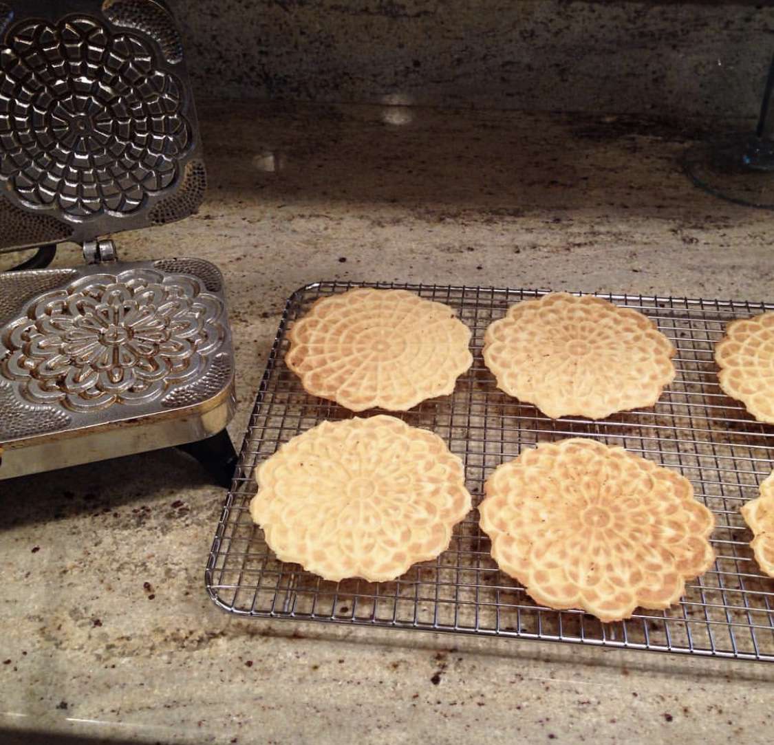 Pizzelles IV