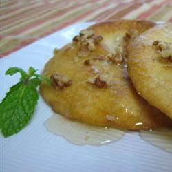 Bunuelos hạt dẻ