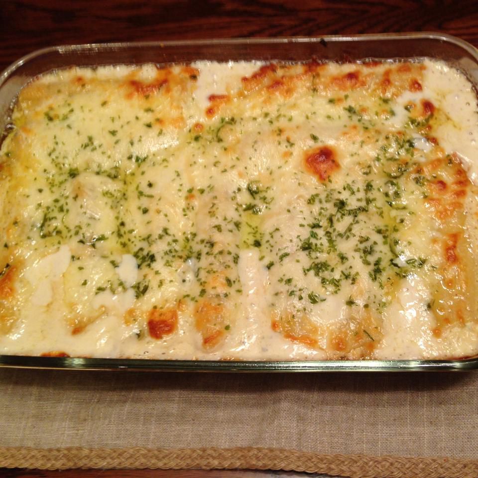 Gà Manicotti Alfredo