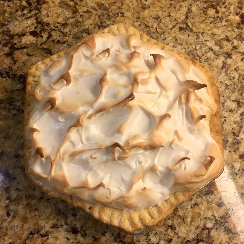 Brandmas ca cao meringue pie