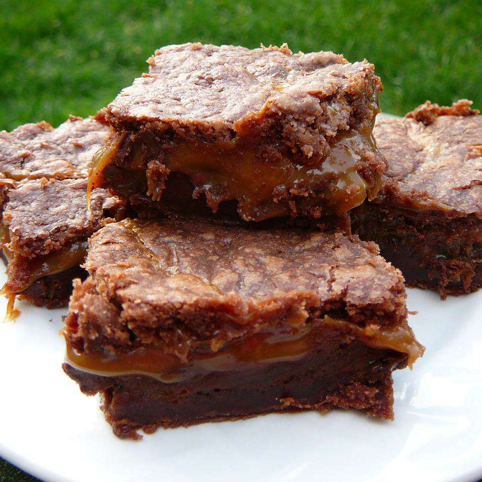 Sô cô la caramel brownies