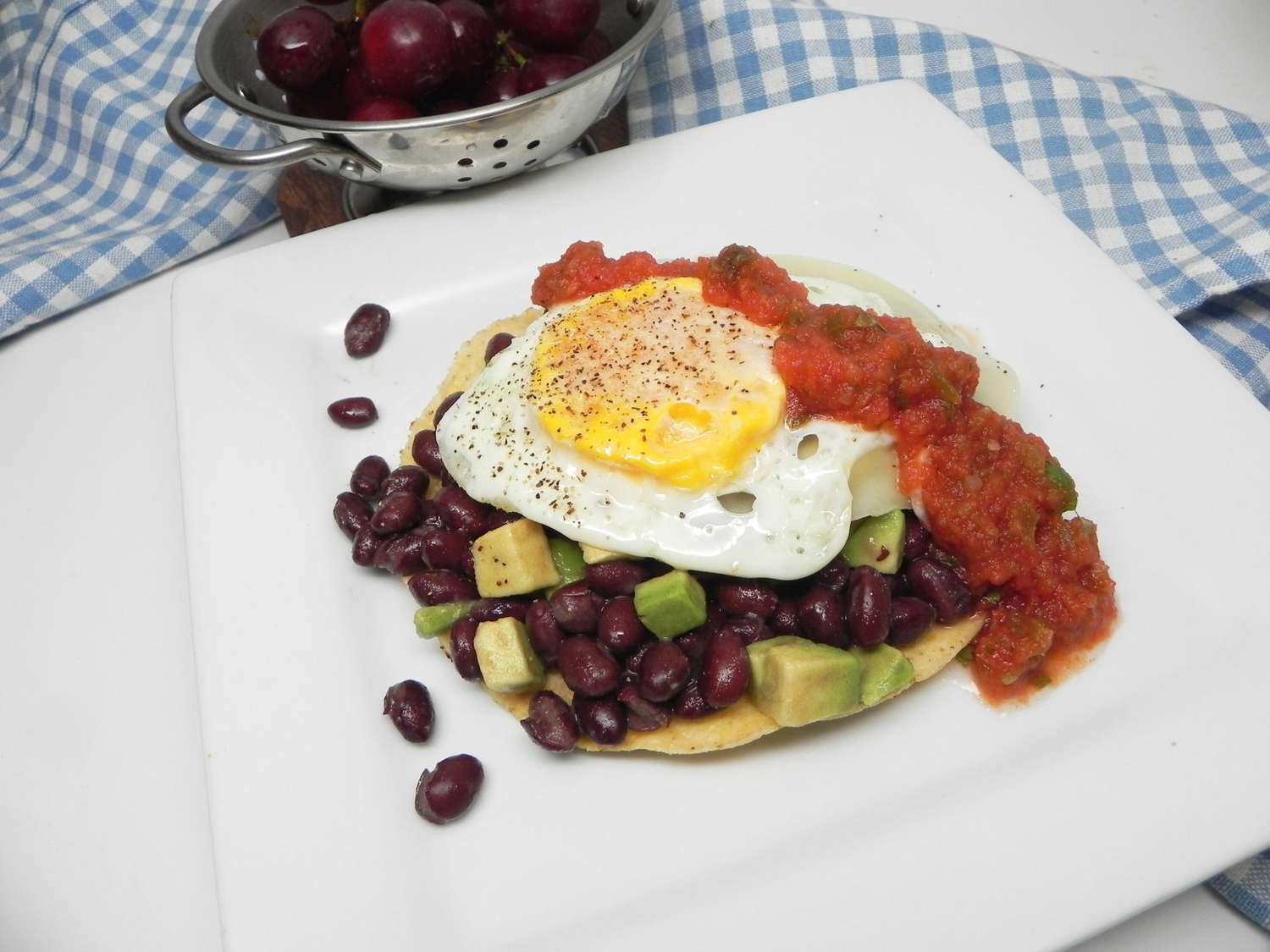 Bữa sáng đậu đen Tostadas