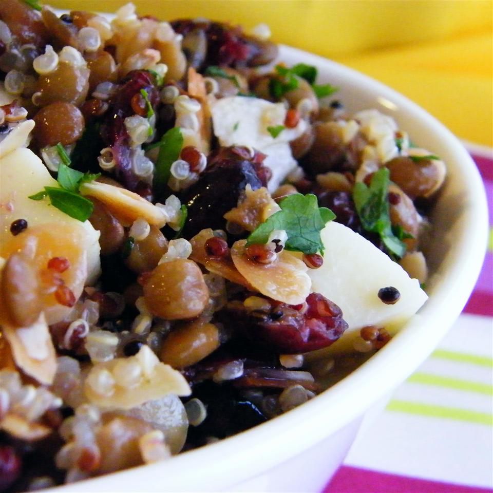 Cranberry đậu lăng và quinoa salad