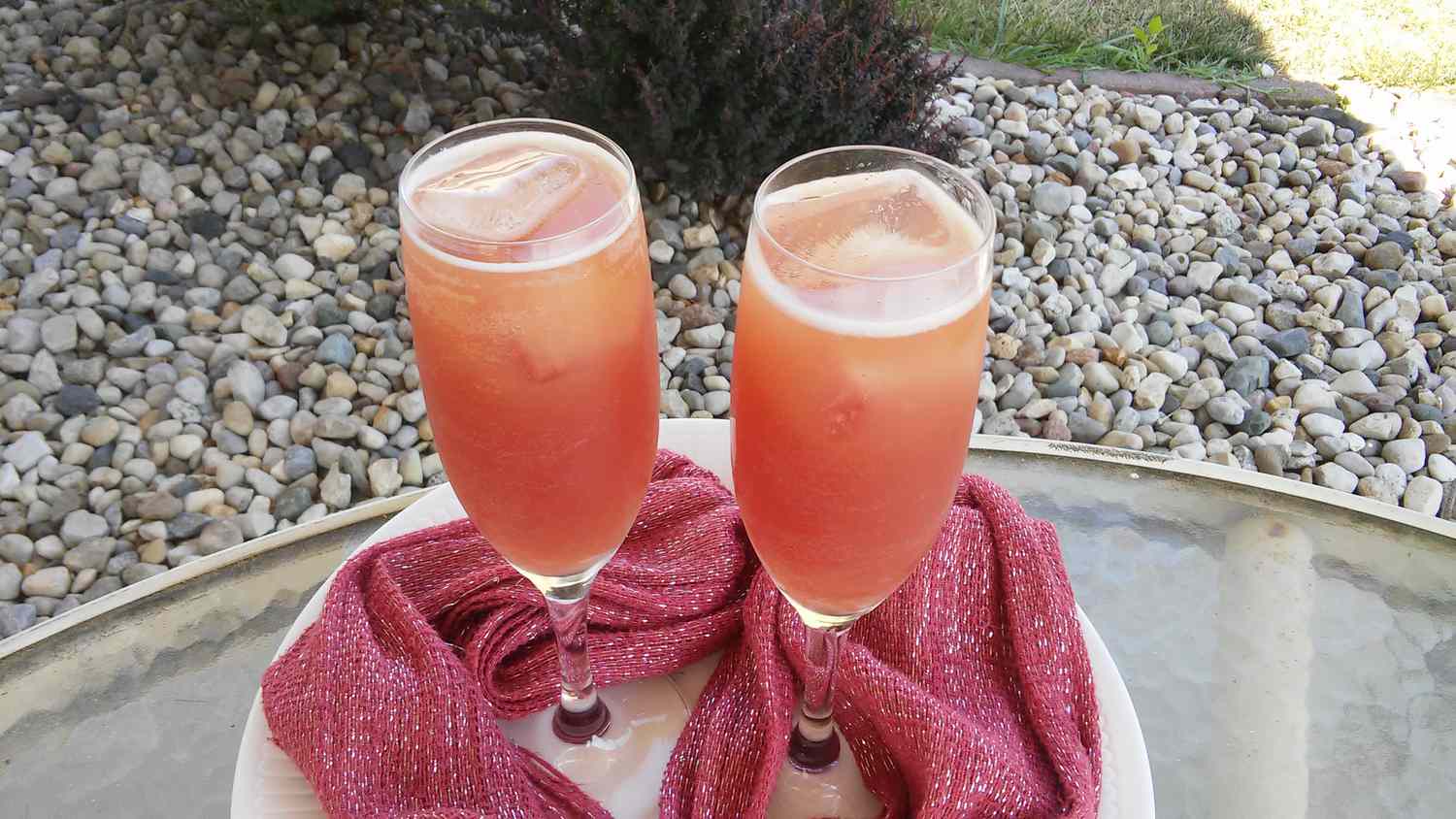 Pink Champagne Mocktail