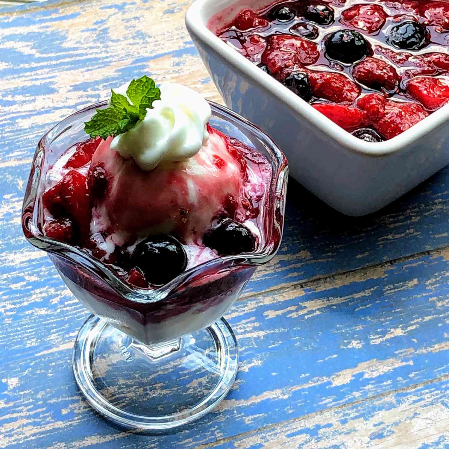 Hỗn hợp berry compote