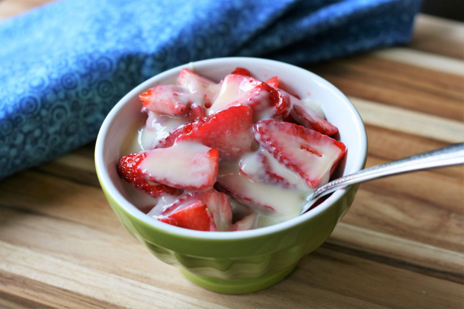 Fresas con leche 2 thành phần