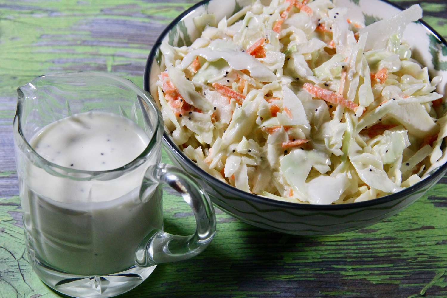 Donnas Coleslaw mặc quần áo