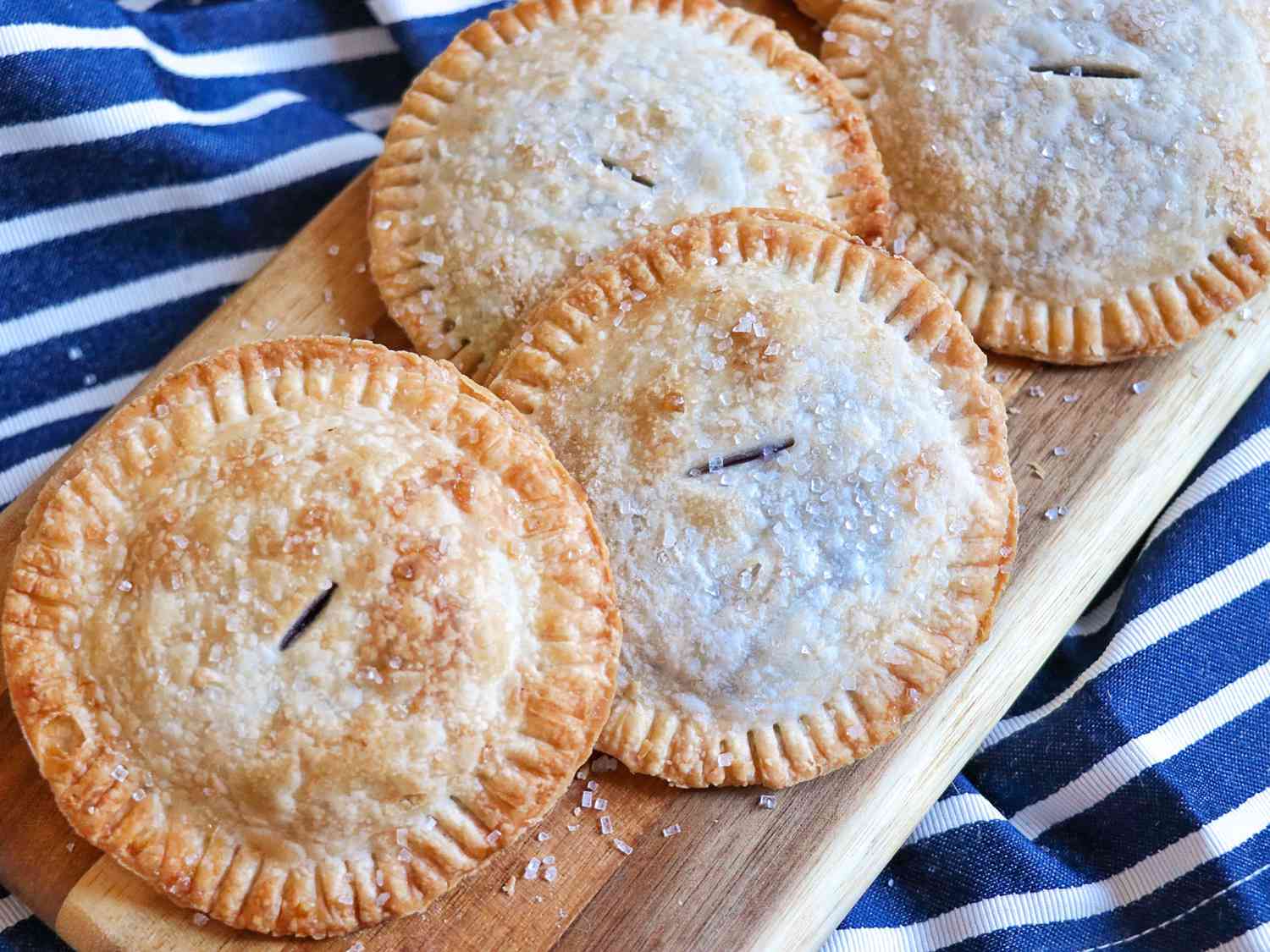 Air Fredy Blueberry Hand Pies