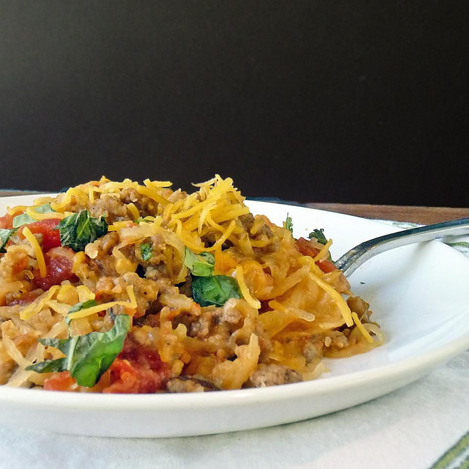 Baked Spaghetti Squash với thịt bò và rau