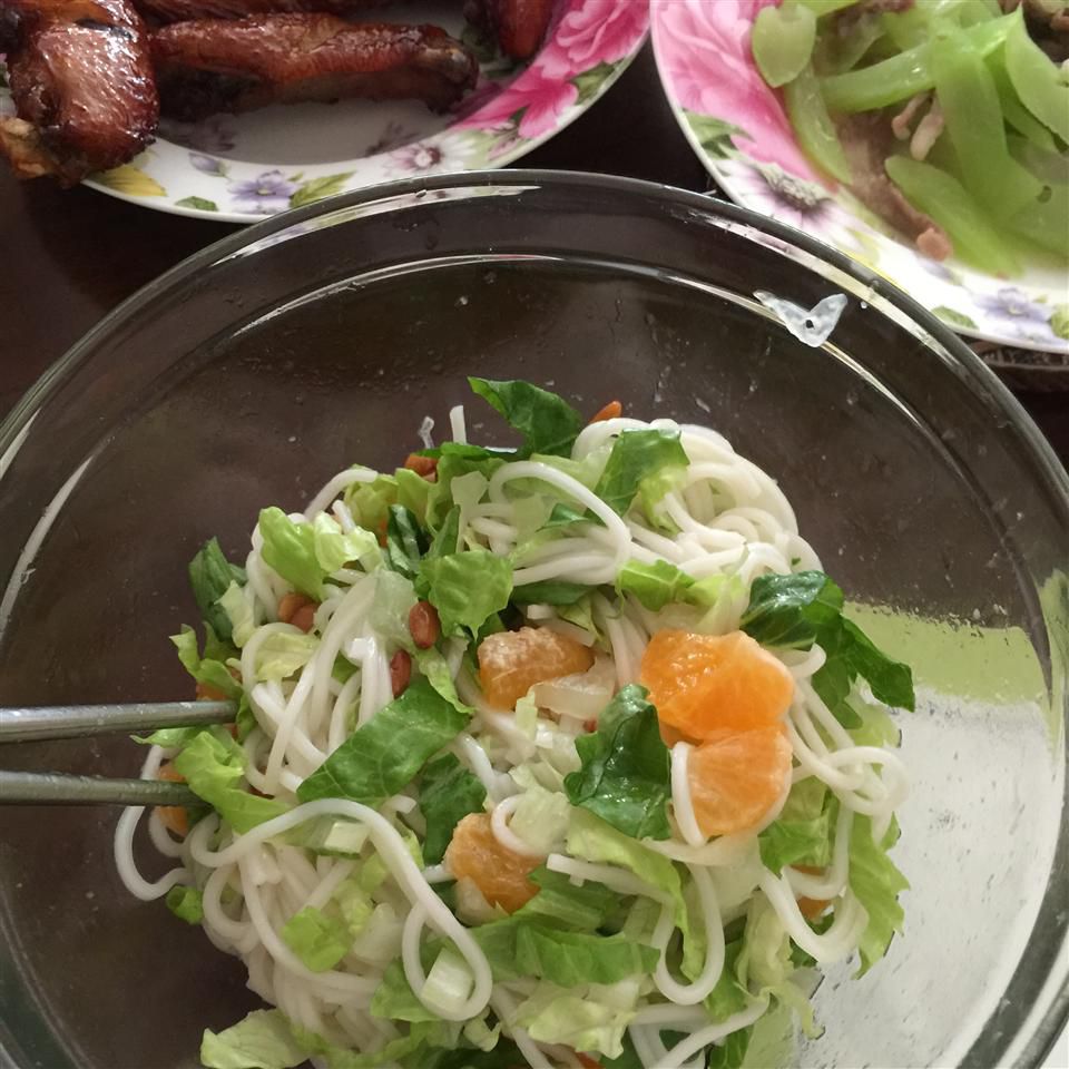 Salad mì Trung Quốc