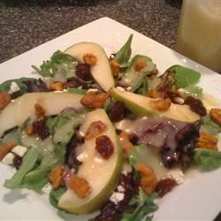 Quả lê tươi và salad anh đào với Vanilla Pear Vinaigrette