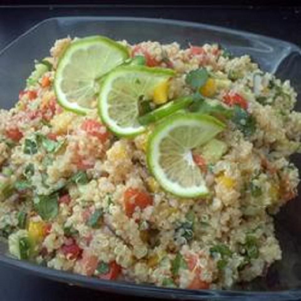 Salad Salsa Quinoa nhiệt đới