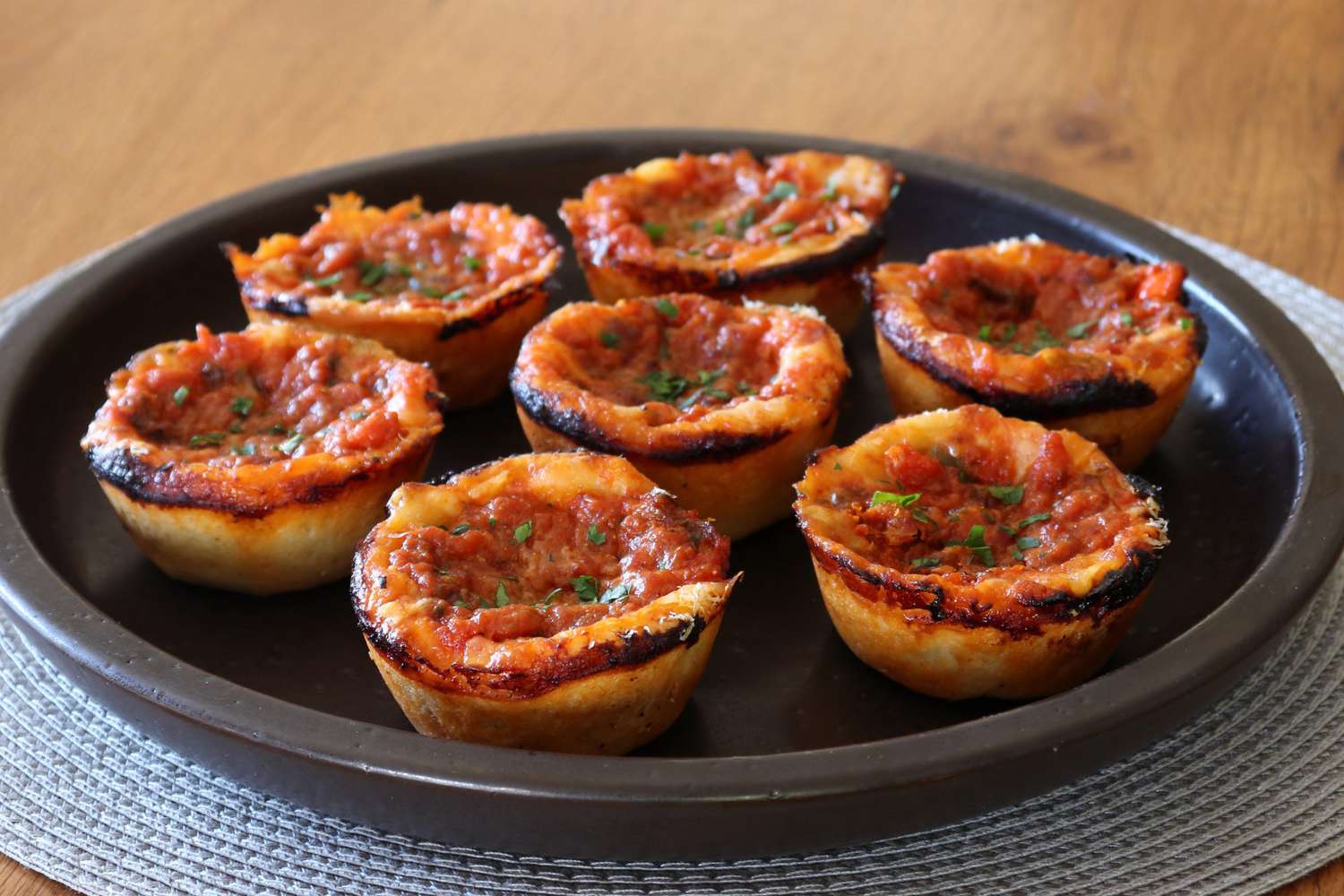 Chicago Deep-Dish Pizza Buffins