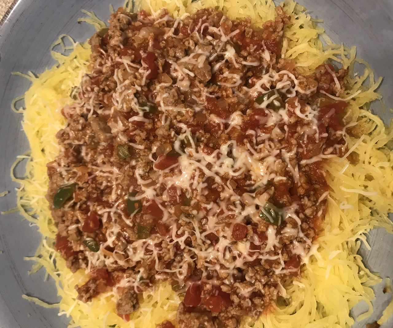 Xúc xích mì spaghetti