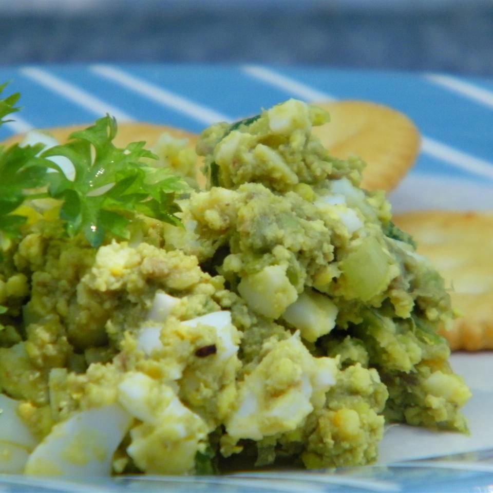 Salad trứng bơ nhẹ