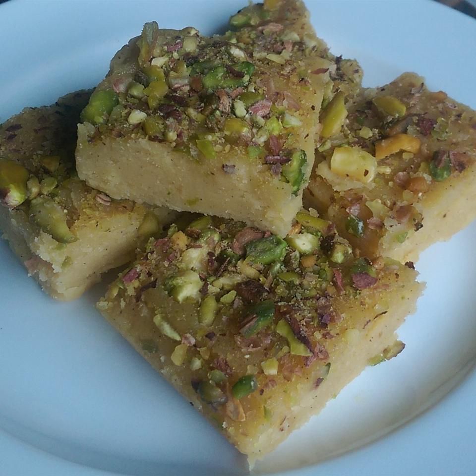 Besan (gram bột) halwa