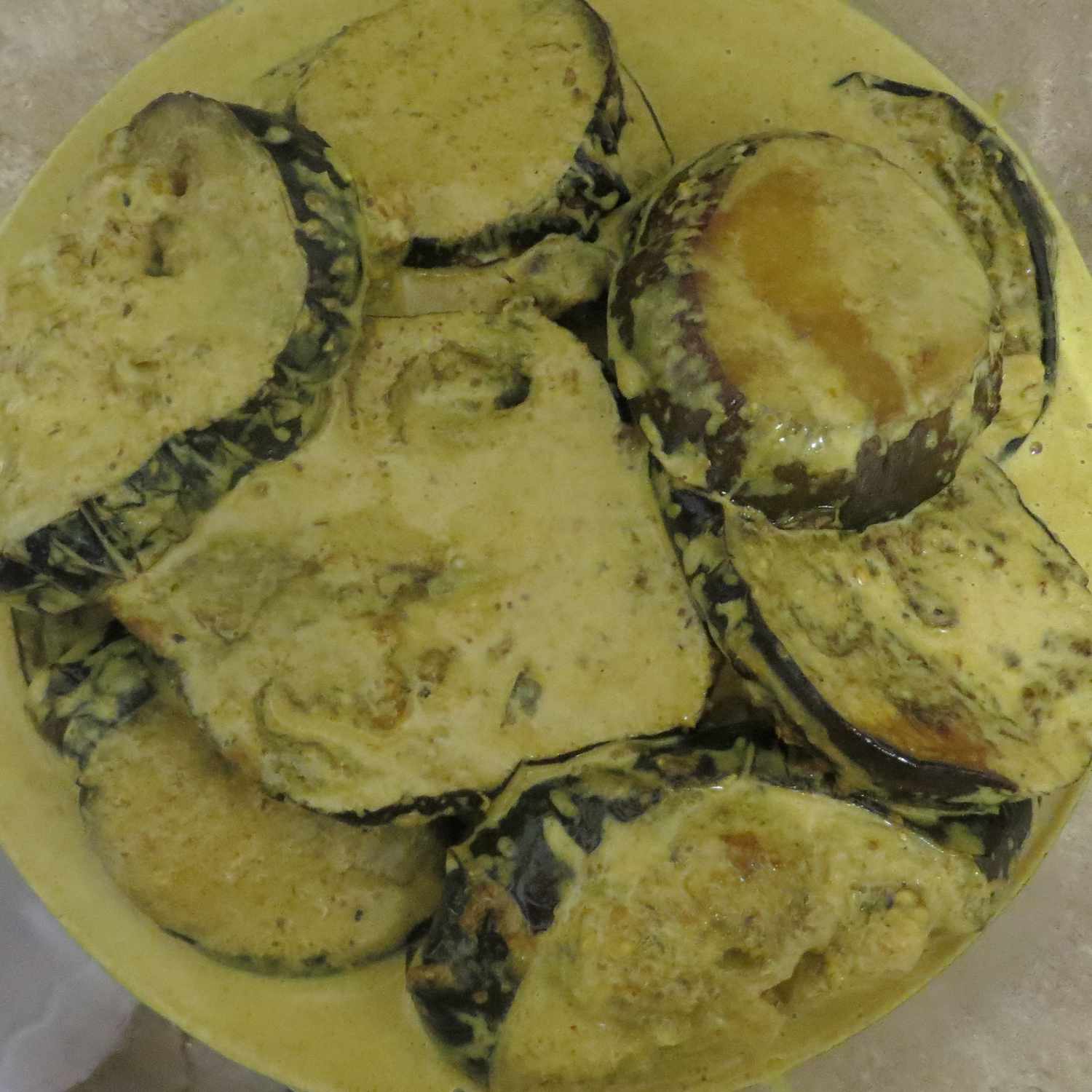 Brinjal (cà tím) trong nước cốt dừa