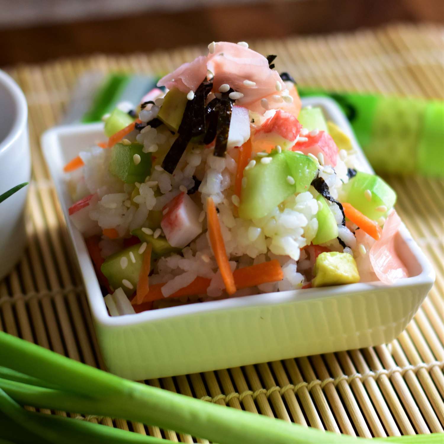 Salad sushi cuộn dễ dàng California