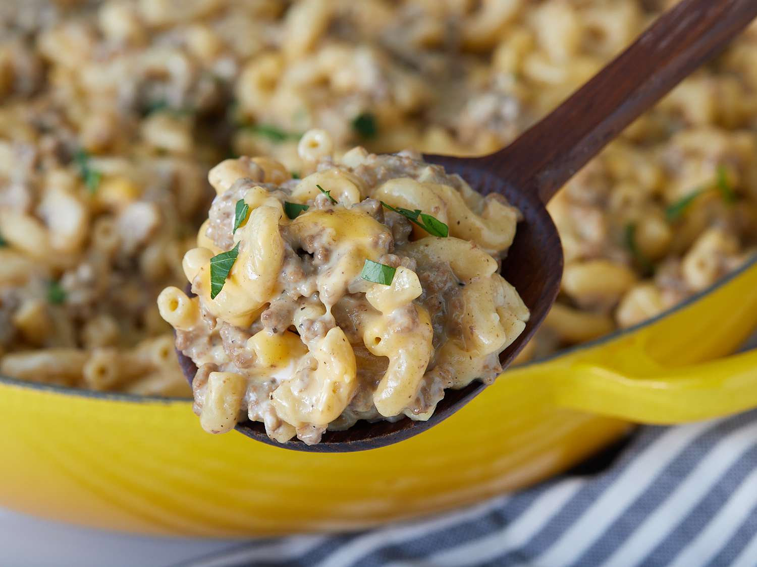 Cheese và Hamburger Macaroni