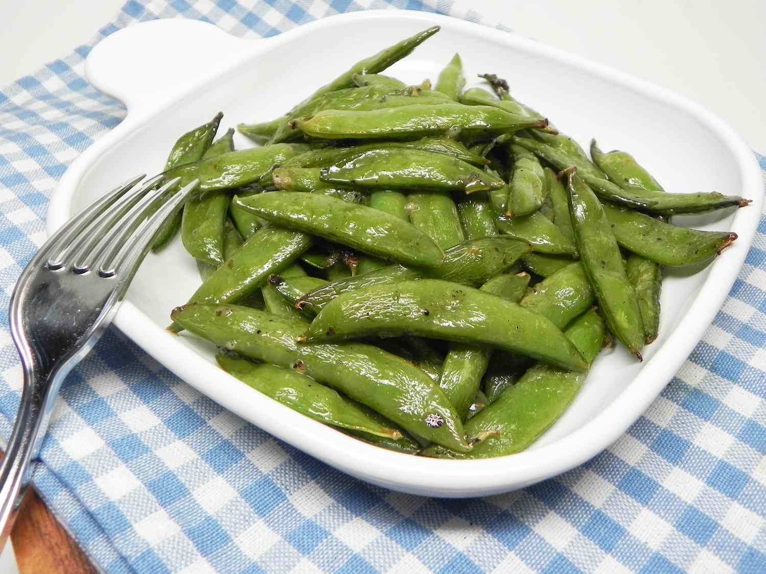 Baked Sugar Snap Peas With Ranch