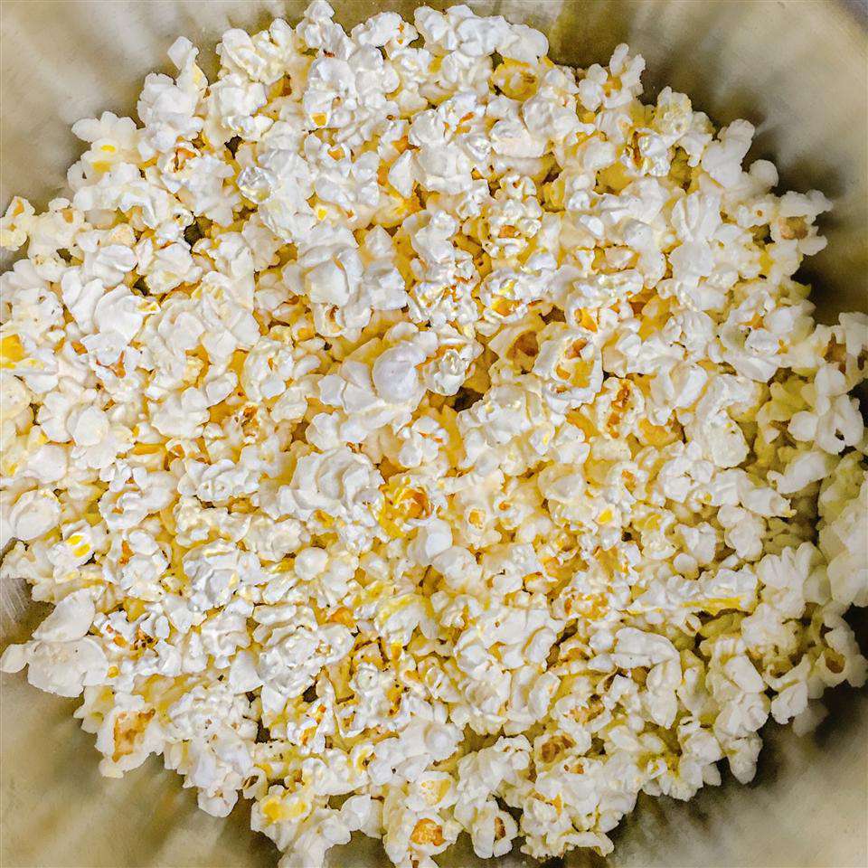 SESAME PARMESAN POPCORN