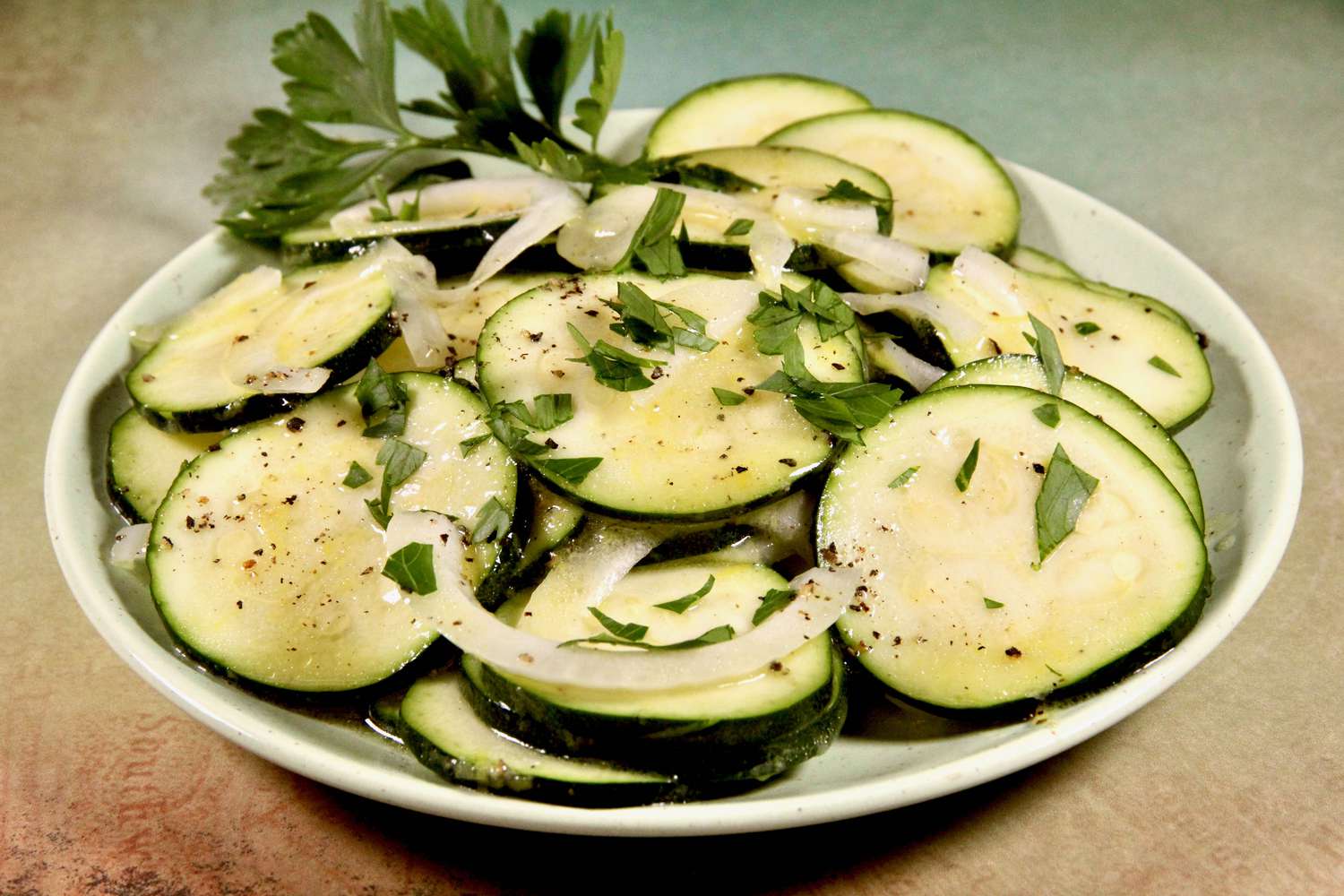 Lemony zucchini salad