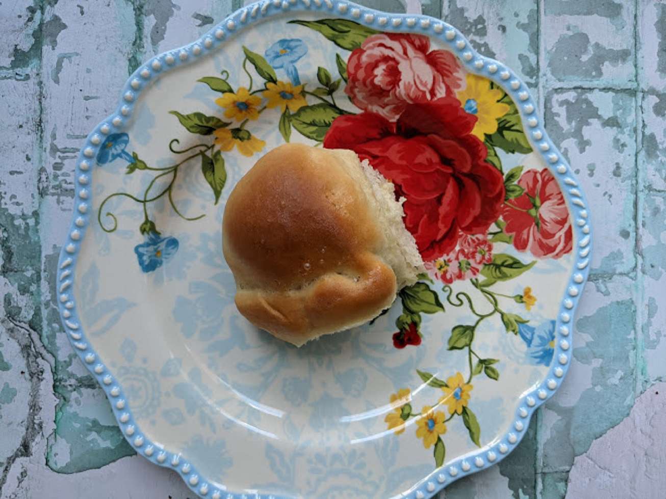 Amish Butter and Egg Dinner Rolls