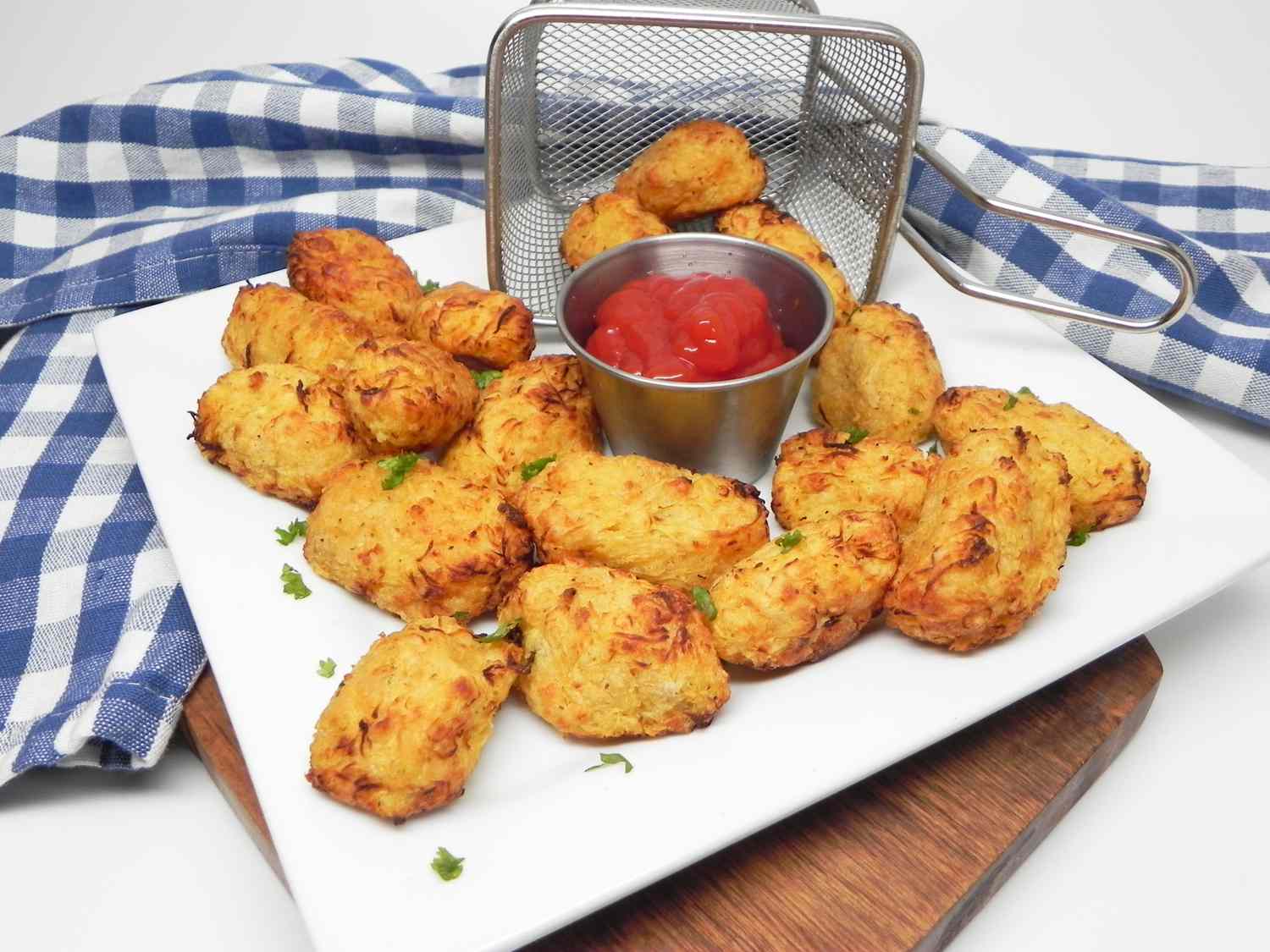 Air Fryer spaghetti squash tots