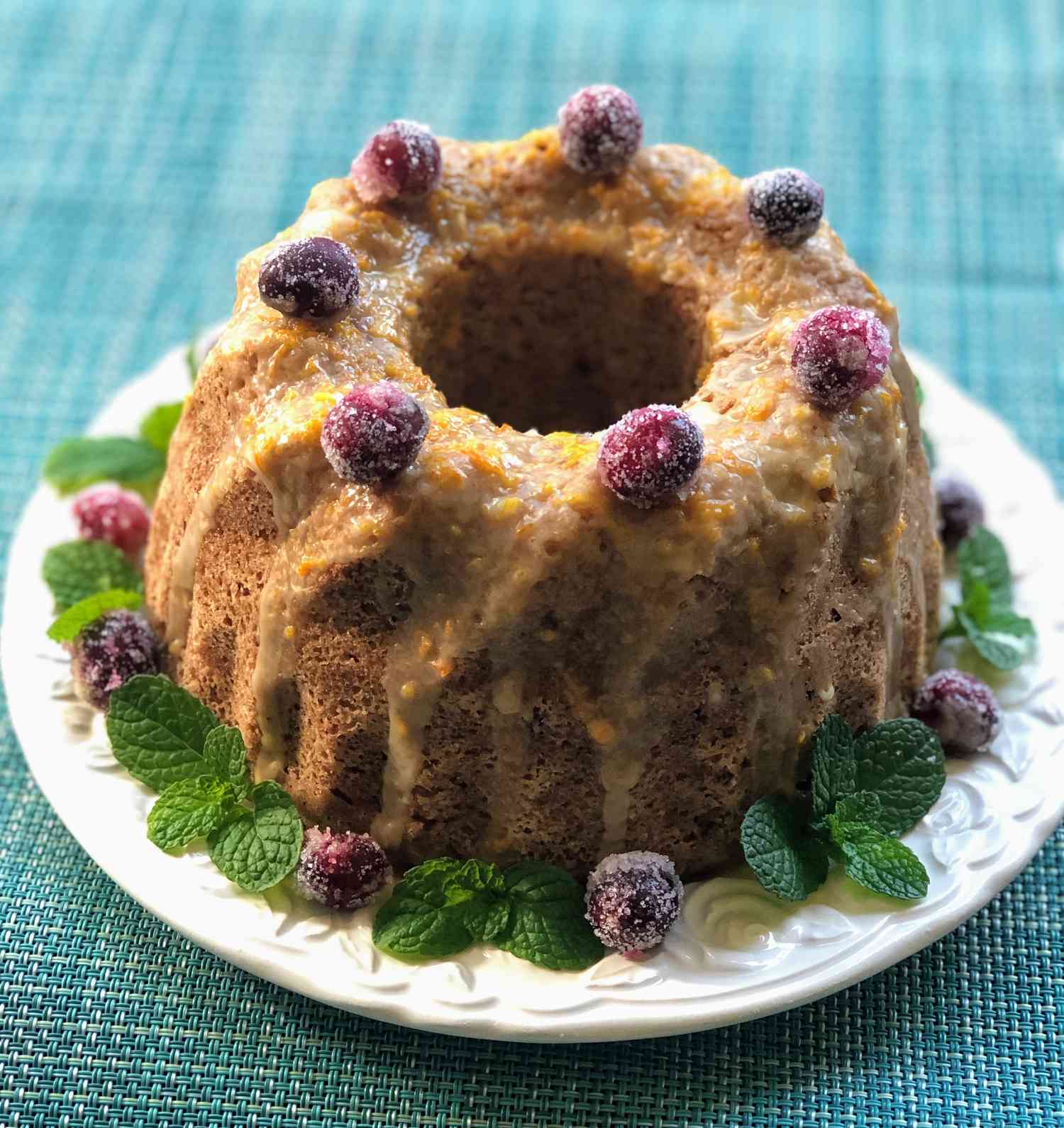 Bánh Bundt cam Cranberry-Orange